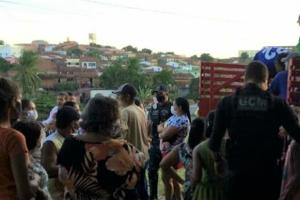 Comunidades da Mata Norte doam alimentos às famílias desalojadas em Tracunhaém (PE)
