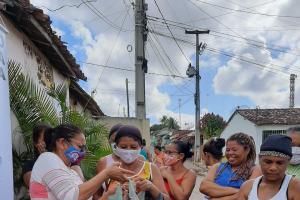 Mais alimentos são doados por famílias camponesas na Mata Norte de Pernambuco Mais alimentos são doados por famílias camponesas na Mata Norte de Pernambuco