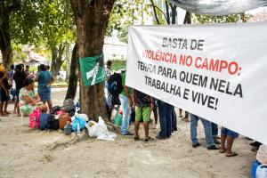 Em dia histórico de mobilização, famílias conquistam o decreto de desapropriação do Engenho Roncadorzinho, em Barreiros, na Mata Sul